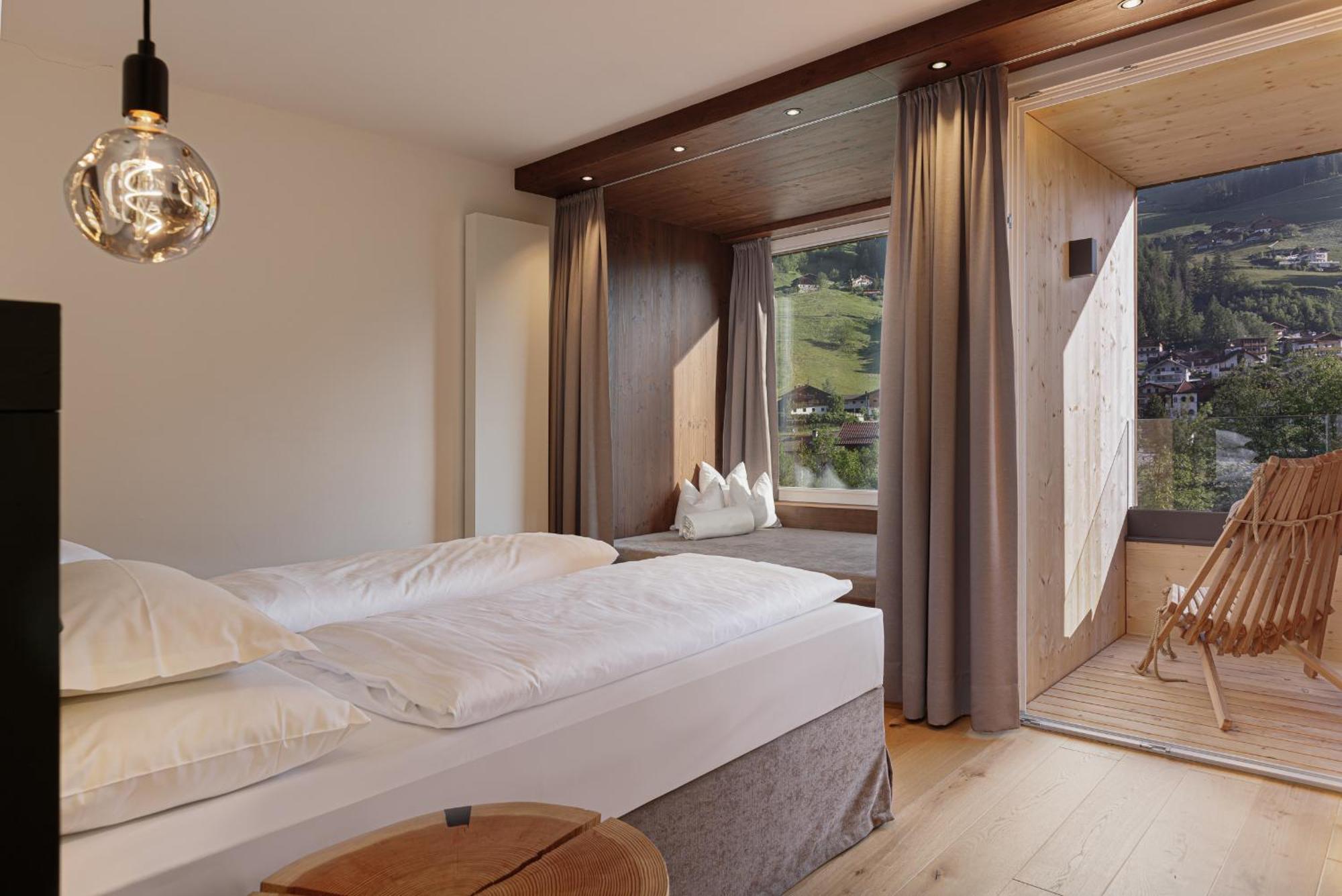 Alpine Life Hotel Anabel Cadipietra Buitenkant foto